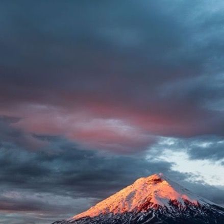 Caminante de Montes - cotopaxi-amacer-y-nubes.jpg