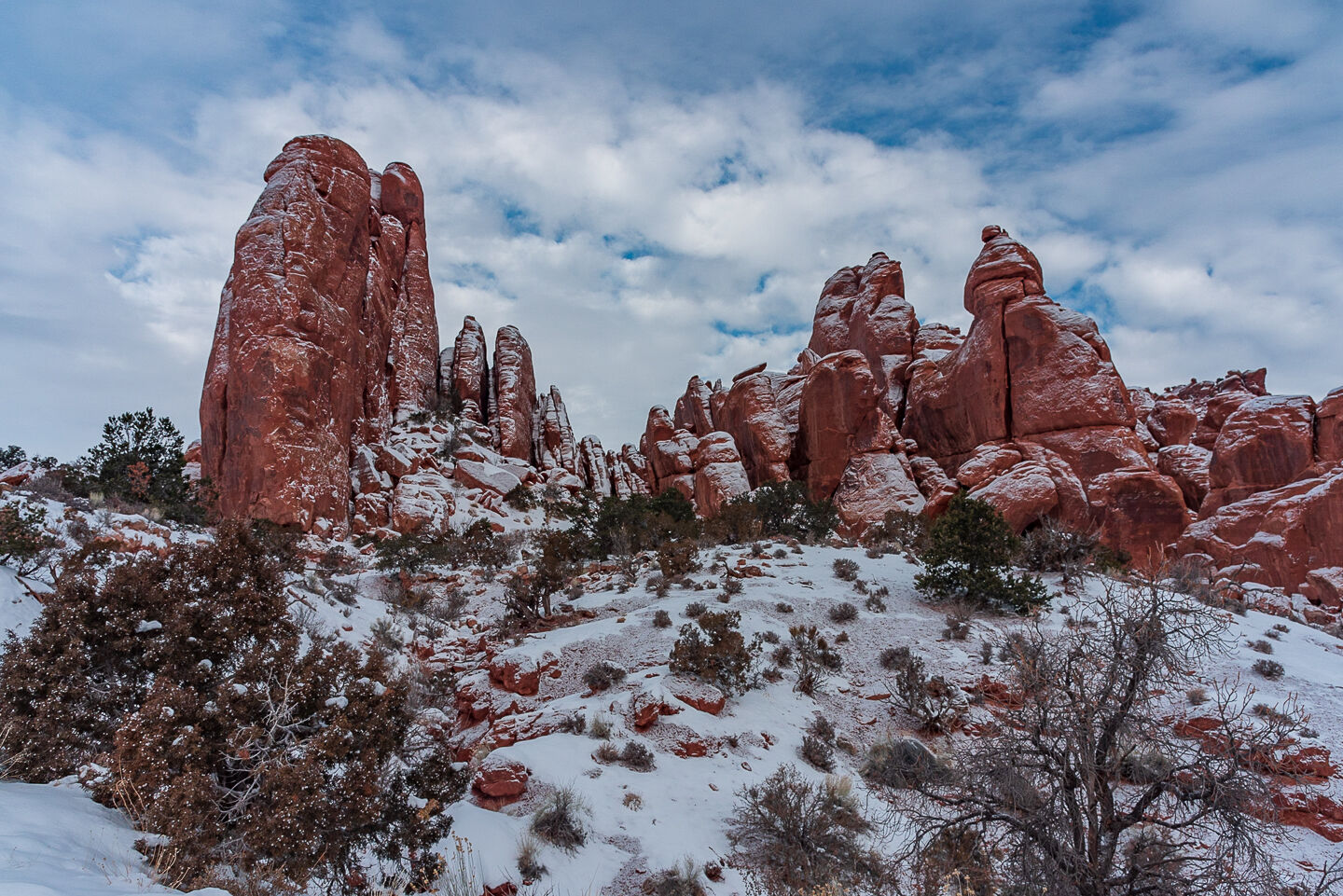 Caminante de Montes - arches-1.jpg